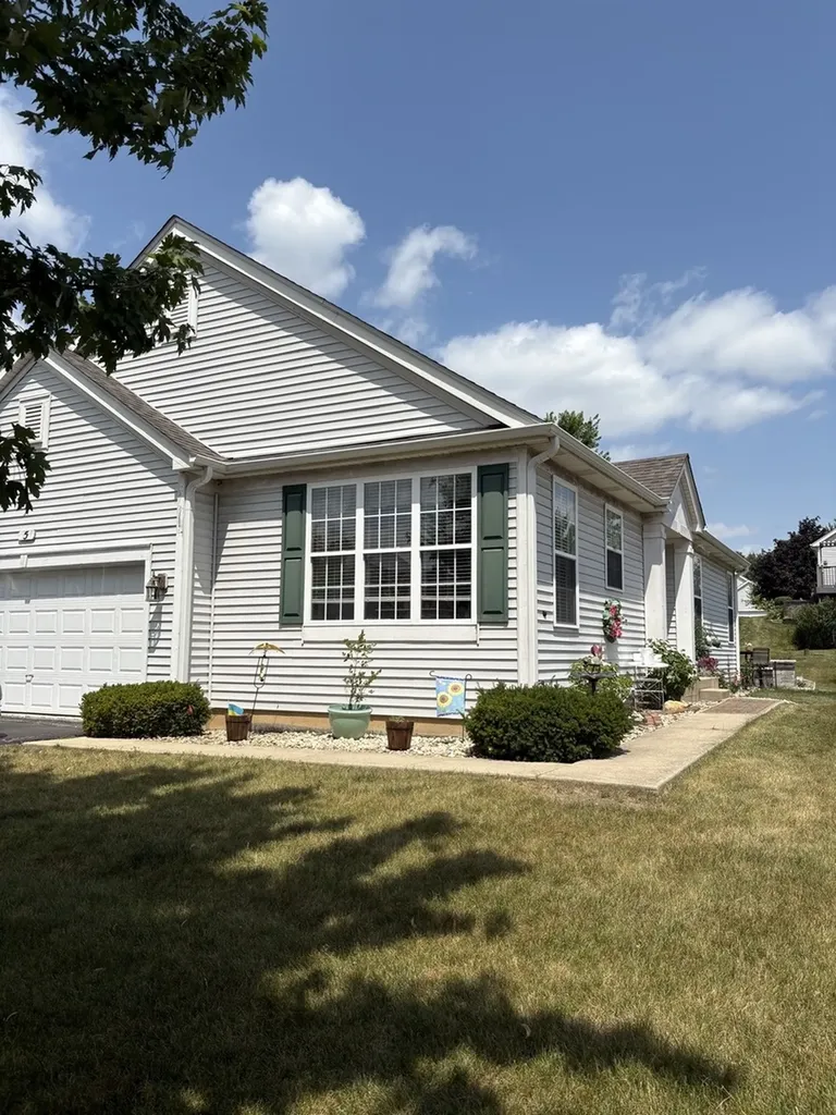 5 East Hague Drive Antioch IL 60002