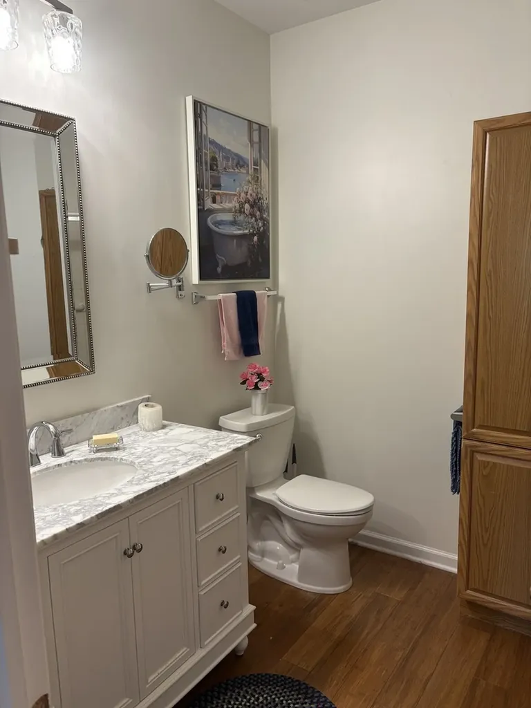 5 East Hague Drive Antioch IL 60002