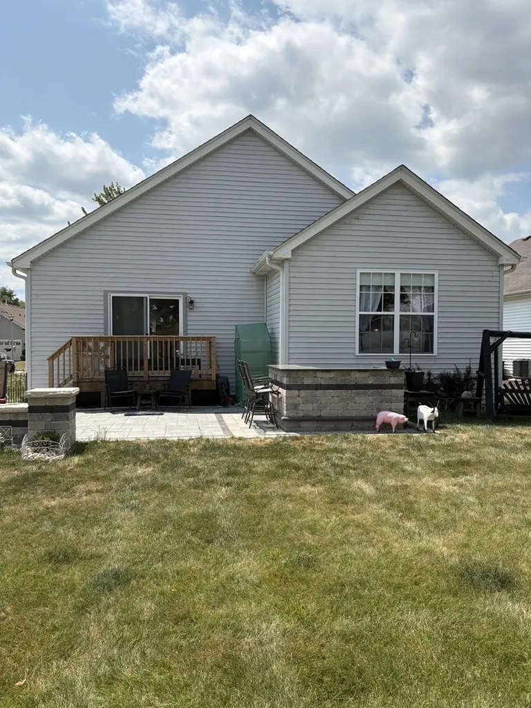 5 East Hague Drive Antioch IL 60002