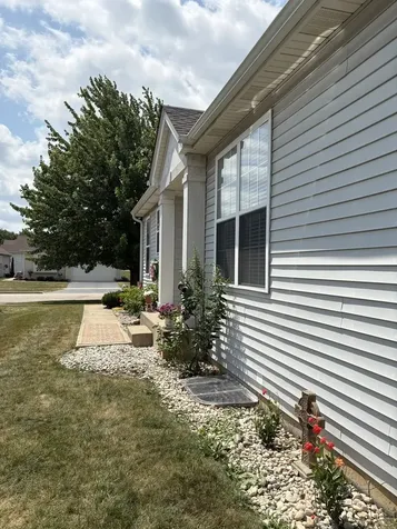 5 East Hague Drive Antioch IL 60002