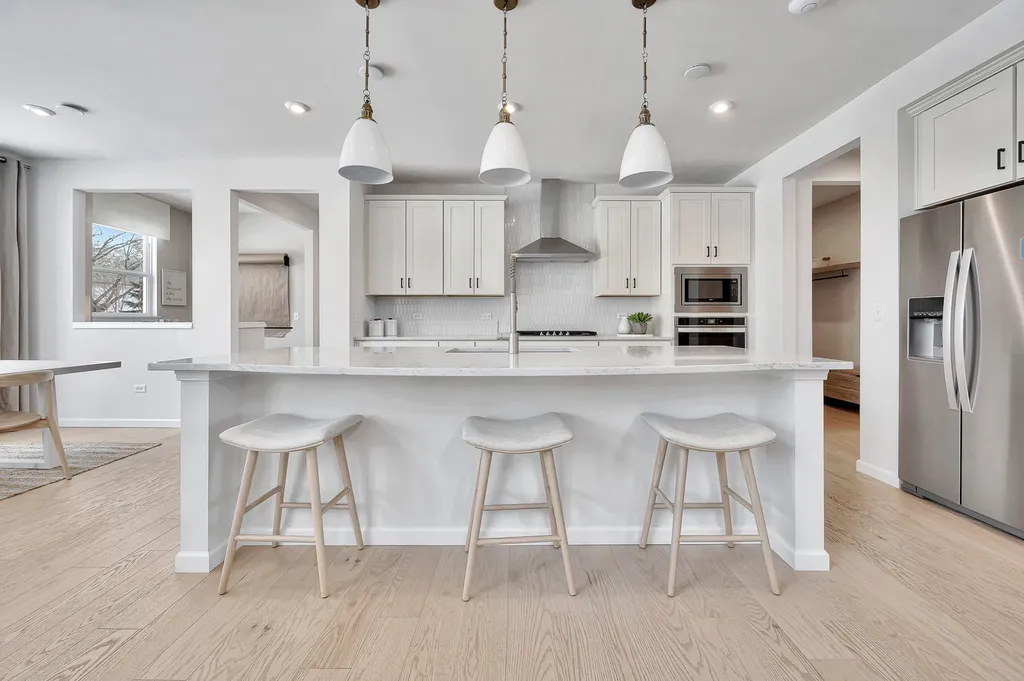 2548 Mallet Court Naperville IL 60564