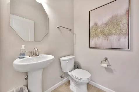 2548 Mallet Court Naperville IL 60564