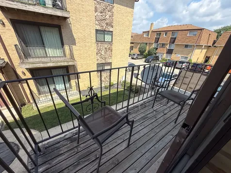 8504 West Catherine Avenue Chicago IL 60656
