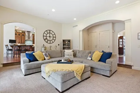 1501 Ridgefield Drive Mahomet IL 61853