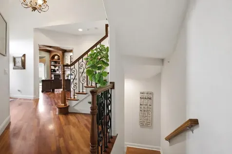 1501 Ridgefield Drive Mahomet IL 61853