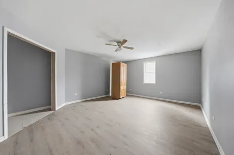 4915 West 30th Street Cicero IL 60804
