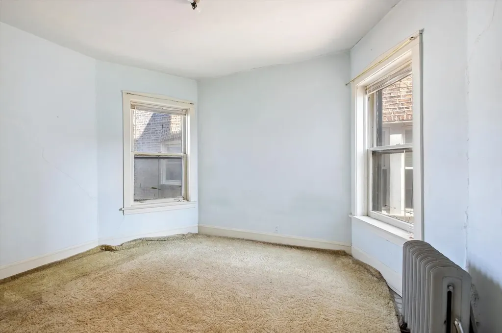 4924 North Saint Louis Avenue Chicago IL 60625