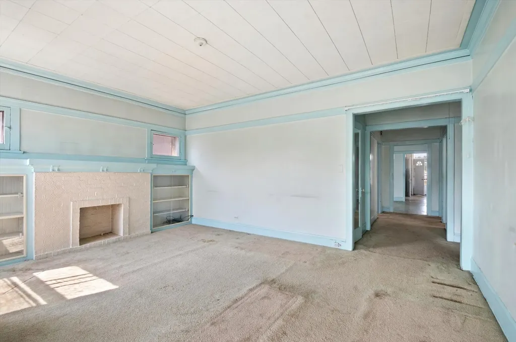 4924 North Saint Louis Avenue Chicago IL 60625