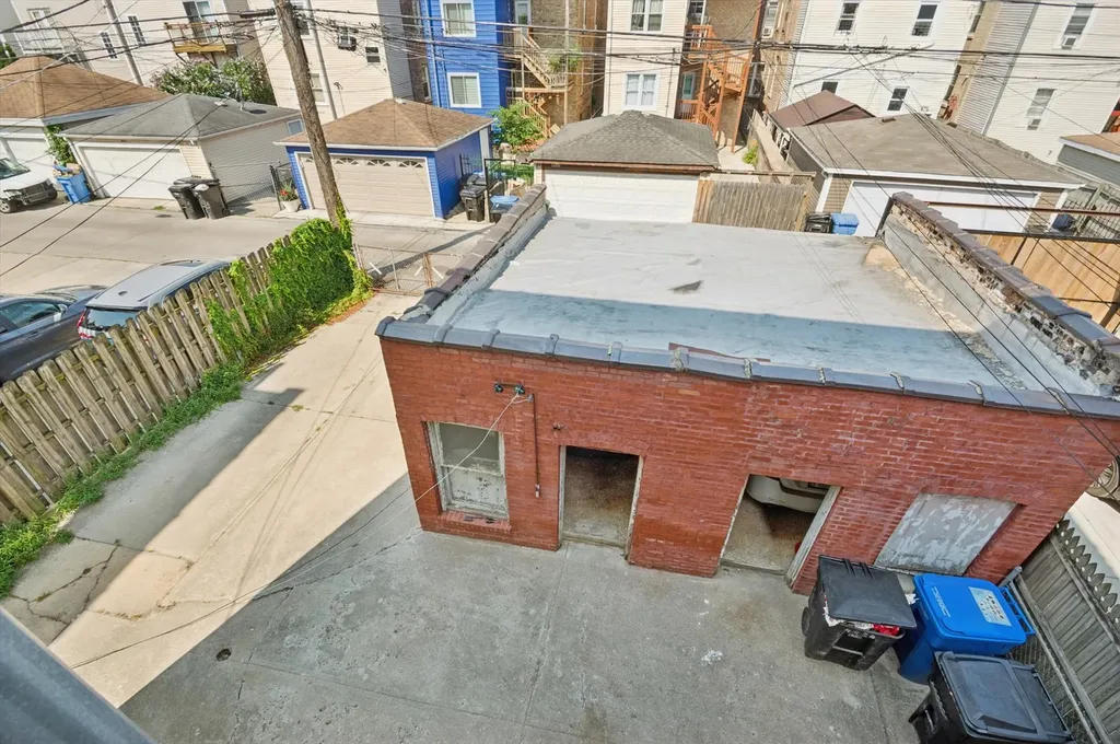4924 North Saint Louis Avenue Chicago IL 60625