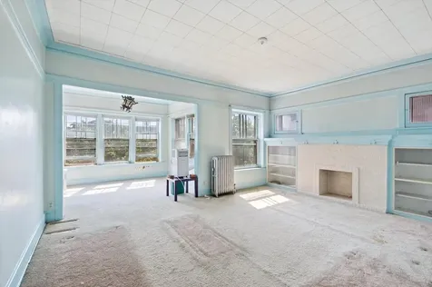 4924 North Saint Louis Avenue Chicago IL 60625