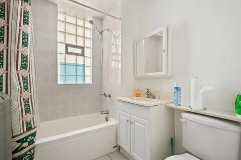 4924 North Saint Louis Avenue Chicago IL 60625