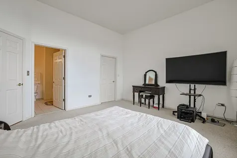1739 Tudor Lane Northbrook IL 60062