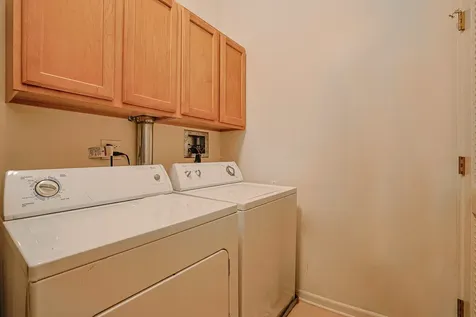 1739 Tudor Lane Northbrook IL 60062