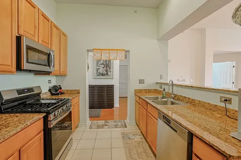 1739 Tudor Lane Northbrook IL 60062