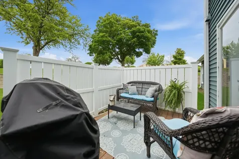 125 South Atherton Court Bloomingdale IL 60108