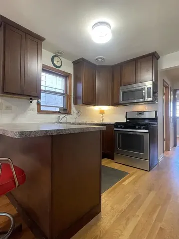 4840 West Gunnison Street Chicago IL 60630