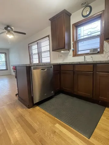 4840 West Gunnison Street Chicago IL 60630