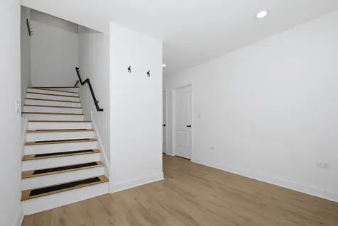 2514 Harvey Avenue Berwyn IL 60402