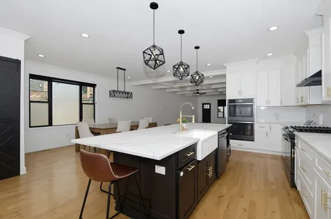 2514 Harvey Avenue Berwyn IL 60402