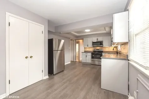 2605 North 72nd Court Elmwood Park IL 60707
