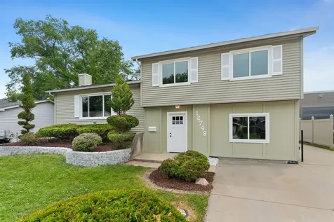 16749 Meadowdale Drive Oak Forest IL 60452