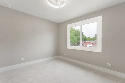 16749 Meadowdale Drive Oak Forest IL 60452