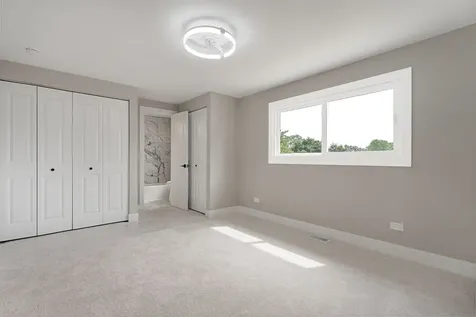 16749 Meadowdale Drive Oak Forest IL 60452