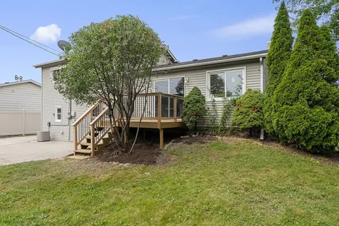 16749 Meadowdale Drive Oak Forest IL 60452