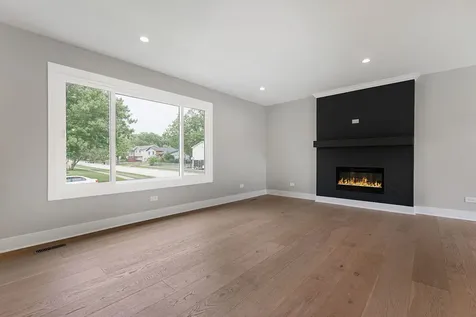 16749 Meadowdale Drive Oak Forest IL 60452