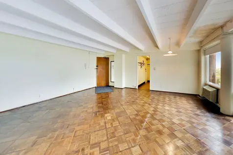 1122 West Lunt Avenue Chicago IL 60626