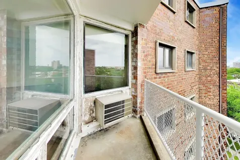 1122 West Lunt Avenue Chicago IL 60626