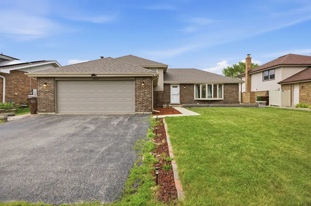 8612 Carriage Lane Tinley Park IL 60487