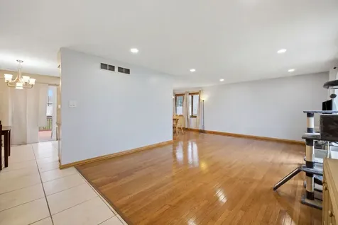 8612 Carriage Lane Tinley Park IL 60487