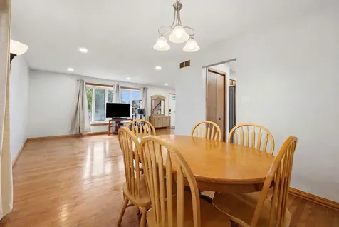 8612 Carriage Lane Tinley Park IL 60487