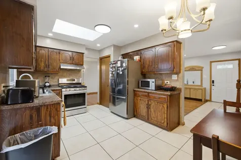 8612 Carriage Lane Tinley Park IL 60487