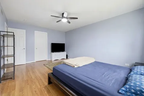 8612 Carriage Lane Tinley Park IL 60487