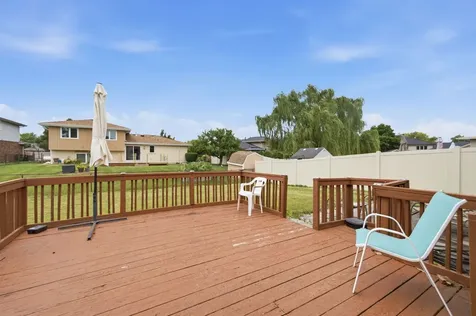 8612 Carriage Lane Tinley Park IL 60487