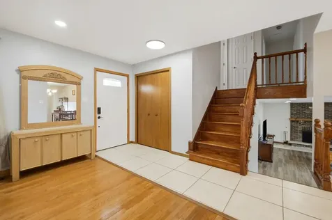 8612 Carriage Lane Tinley Park IL 60487