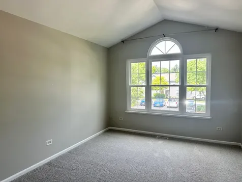 24 Cedar Grove Court Algonquin IL 60102
