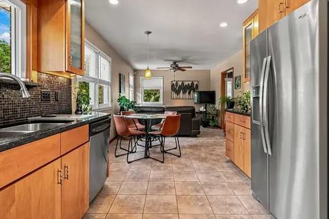 2625 24TH Street Rock Island IL 61201