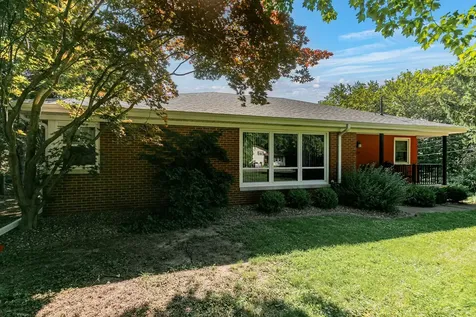 2625 24TH Street Rock Island IL 61201