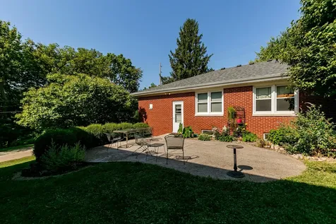 2625 24TH Street Rock Island IL 61201