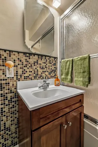 2625 24TH Street Rock Island IL 61201