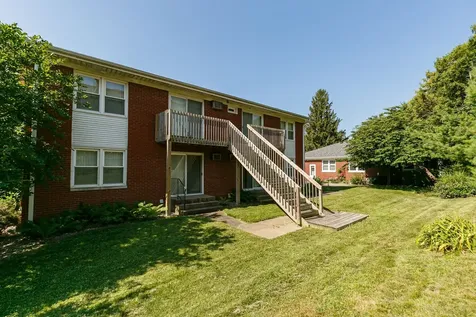 2625 24TH Street Rock Island IL 61201