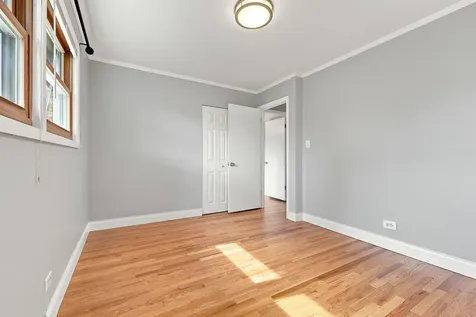 1113 South Haddow Avenue Arlington Heights IL 60005
