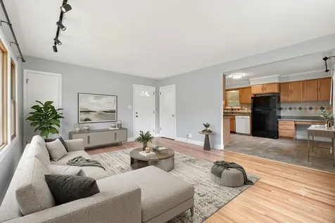 1113 South Haddow Avenue Arlington Heights IL 60005