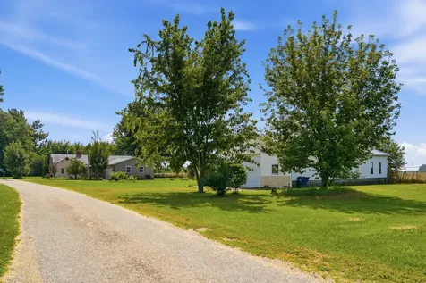 1168 Corregidor Road Amboy IL 61310