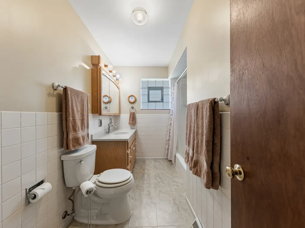 8624 West 145th Street Orland Park IL 60462