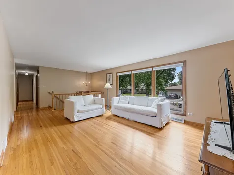 8624 West 145th Street Orland Park IL 60462