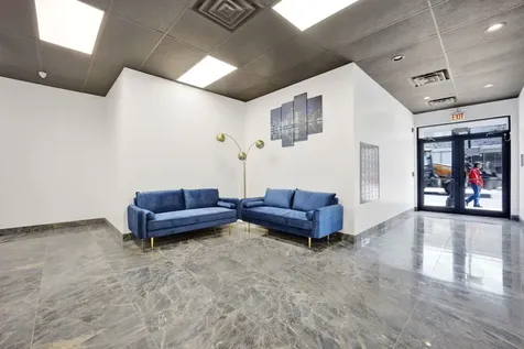 4350 West Lawrence Avenue Chicago IL 60630